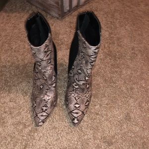 Lulus Ankle Snake Skin Booties